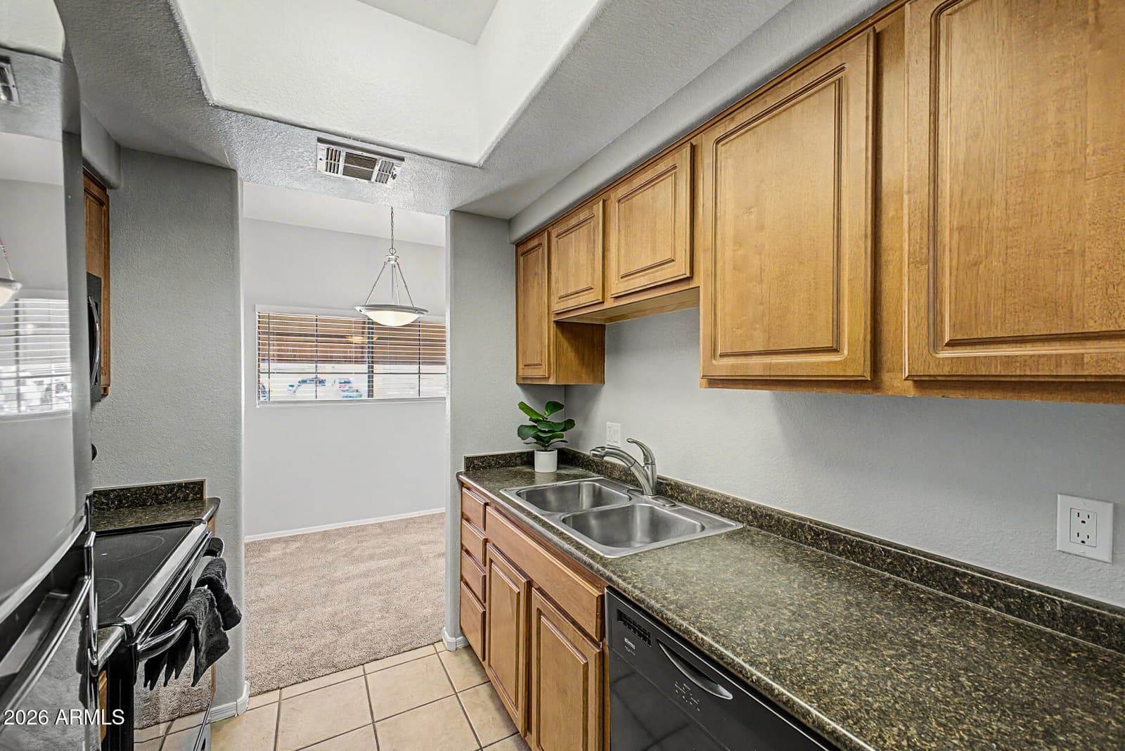3434 E Baseline Road 164, Phoenix, AZ 85042 — photo 8 of 32