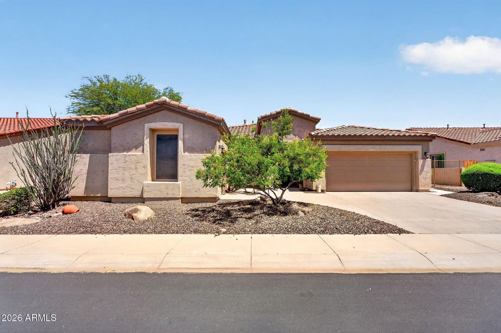 4744 E CAROB Drive, Gilbert, AZ 85298 — photo 2 of 117