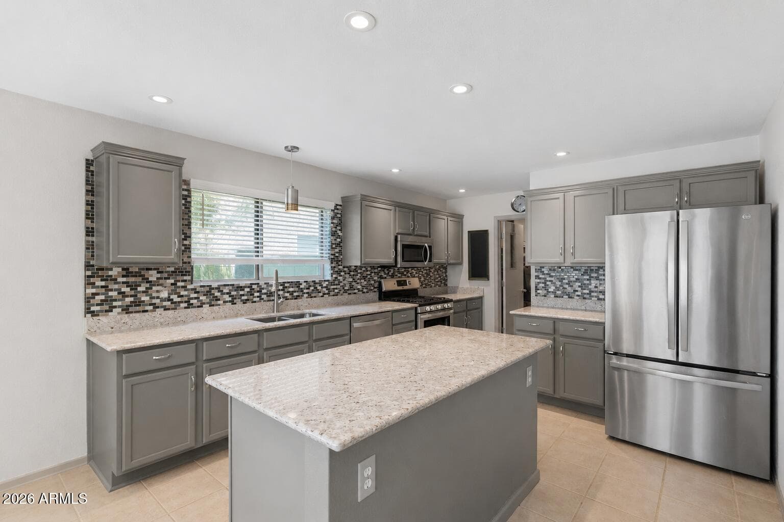 3207 W MOLLY Lane, Phoenix, AZ 85083 — photo 4 of 37