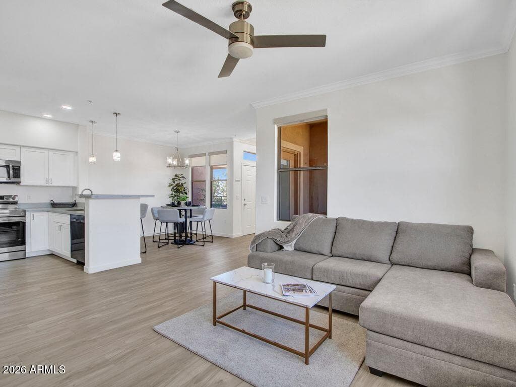 20100 N 78th Place 3084, Scottsdale, AZ 85255 — photo 1 of 36