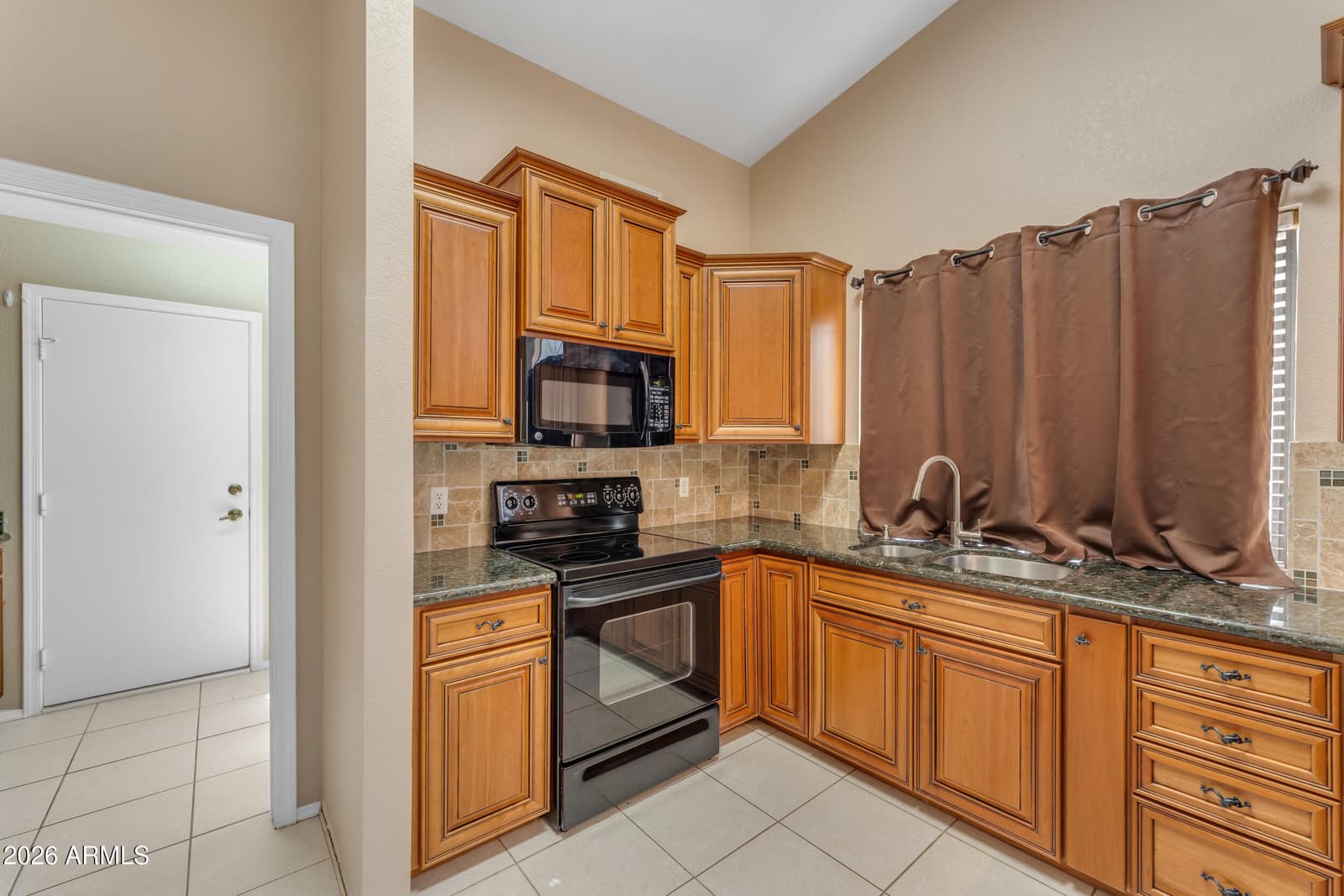 9289 W ESCUDA Drive, Peoria, AZ 85382 — photo 12 of 38