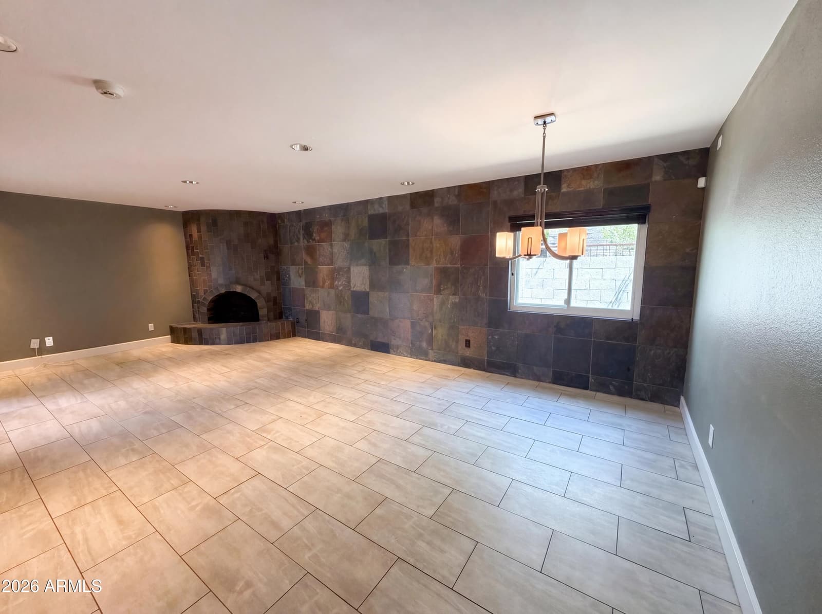 2244 E Nicolet Avenue, Phoenix, AZ 85020 — photo 10 of 33