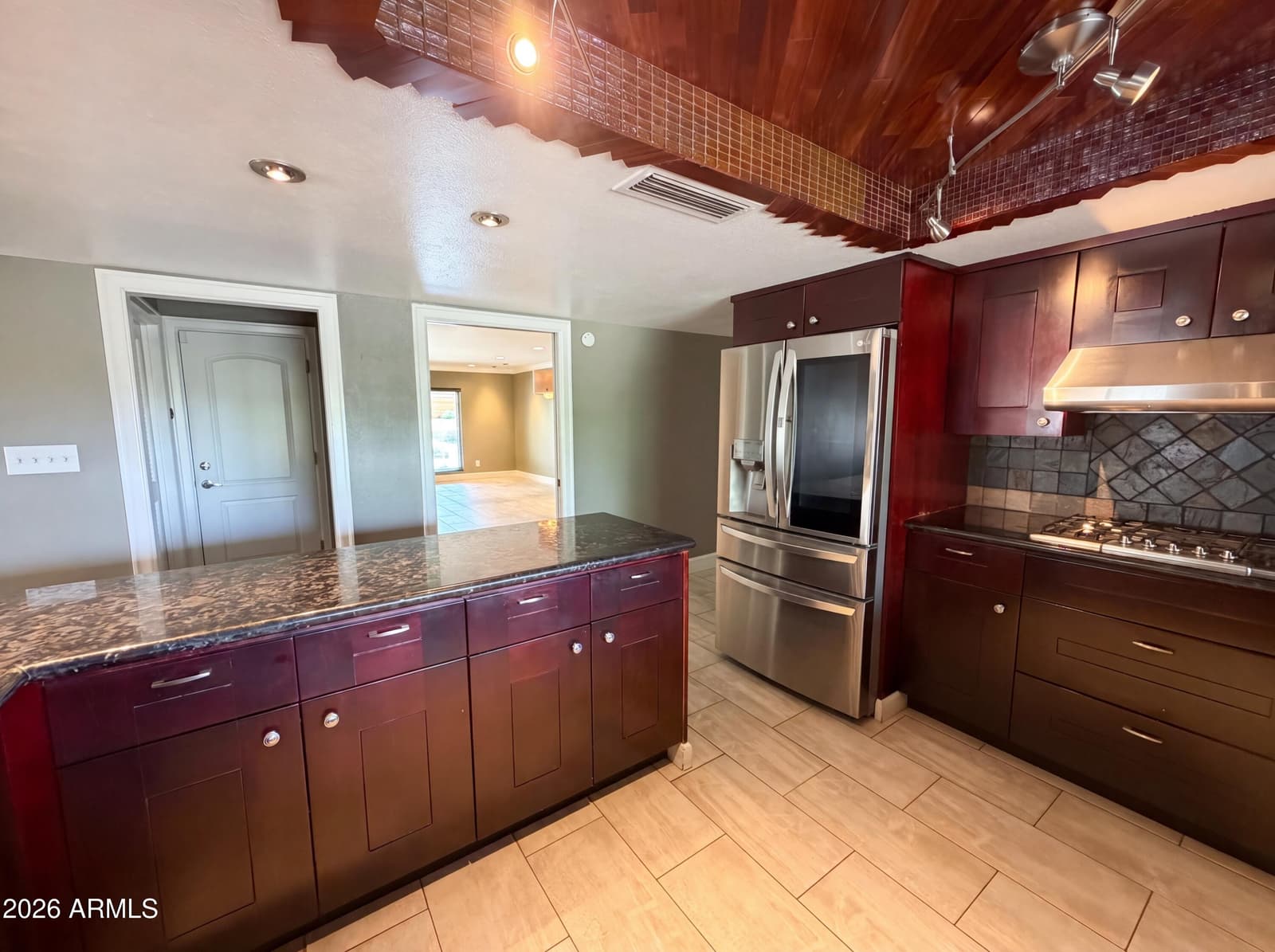 2244 E Nicolet Avenue, Phoenix, AZ 85020 — photo 13 of 33