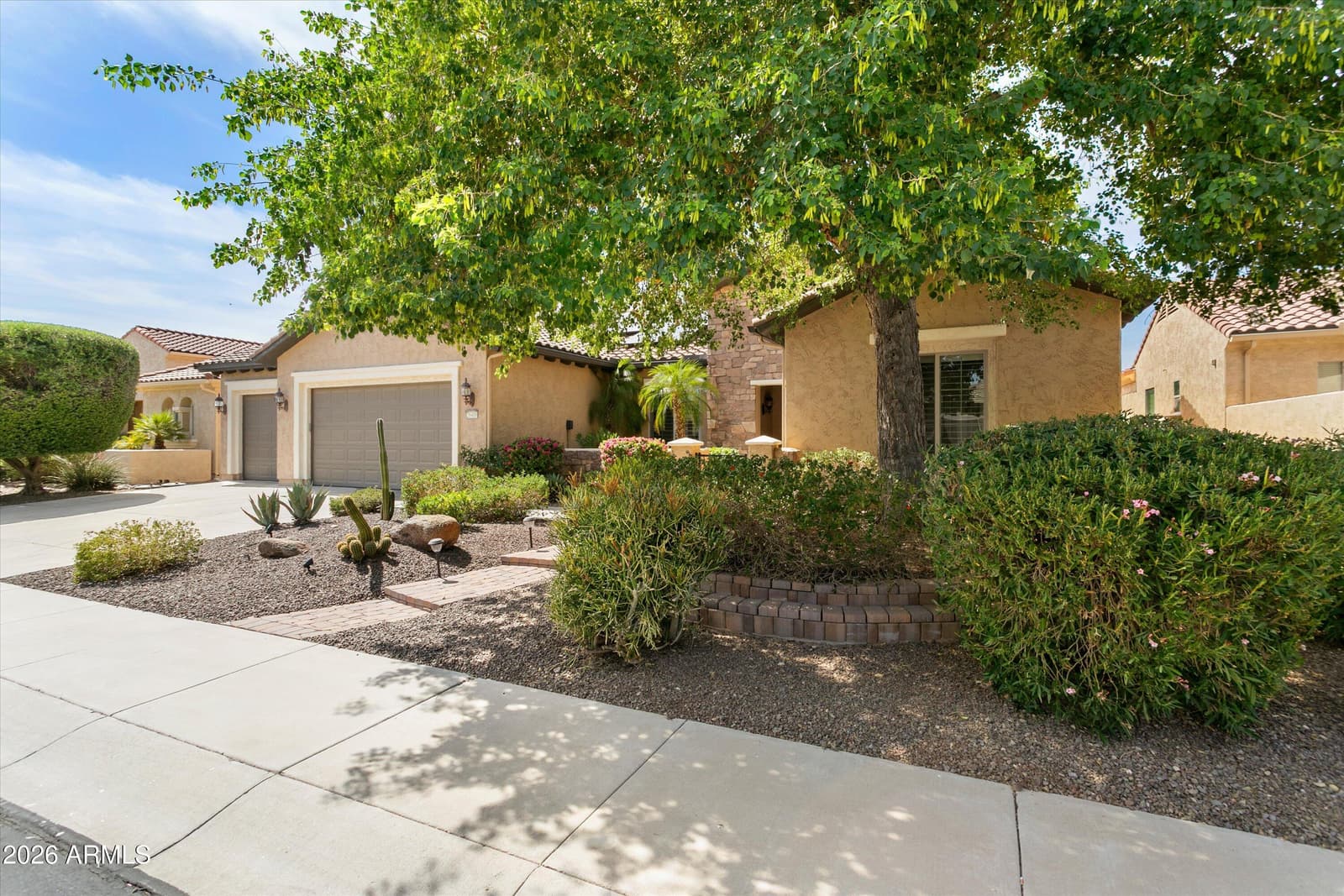 26400 W RUNION Lane, Buckeye, AZ 85396 — photo 2 of 49