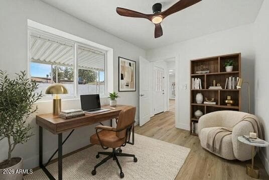 2507 W CORRINE Drive, Phoenix, AZ 85029 — photo 9 of 34