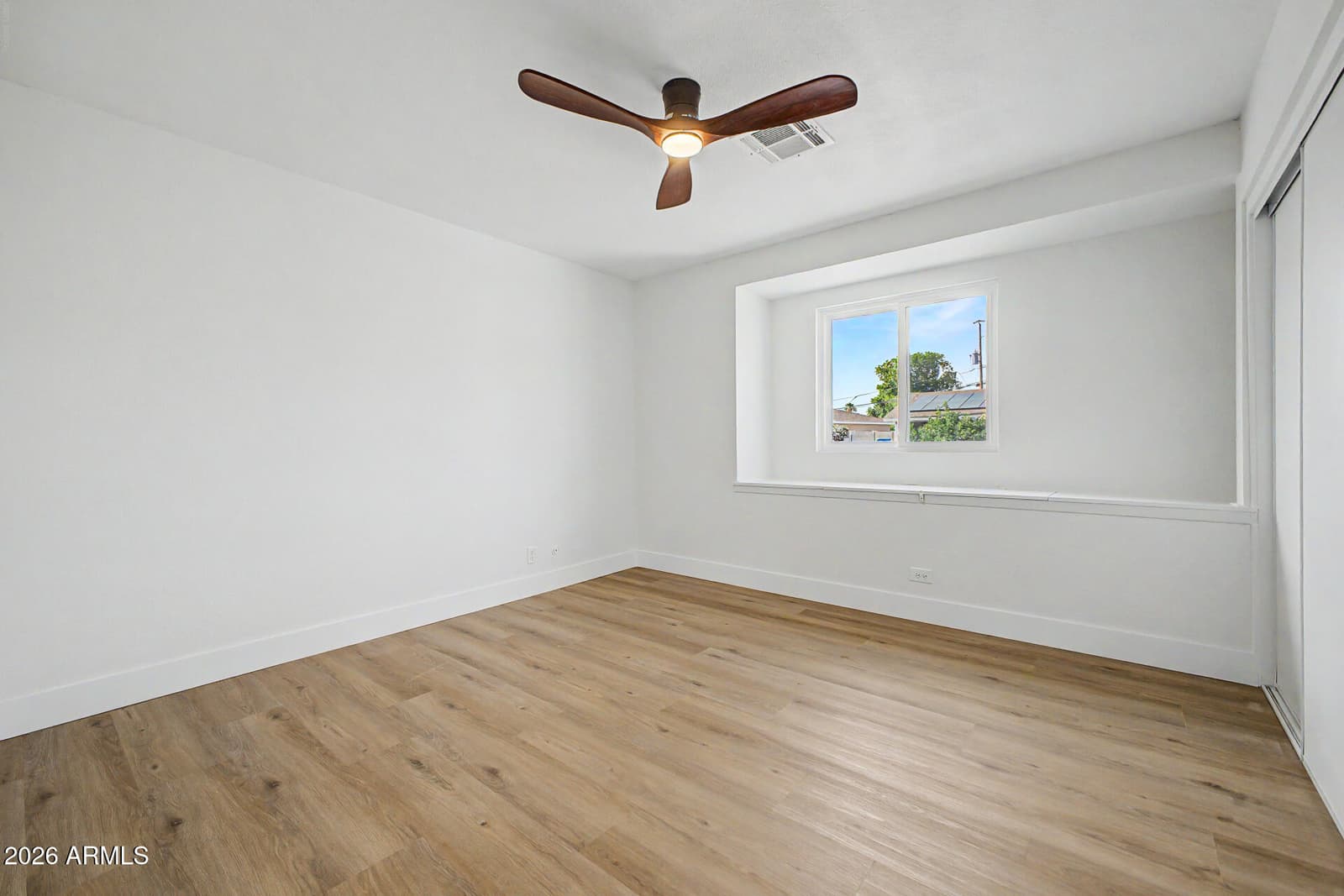 2507 W CORRINE Drive, Phoenix, AZ 85029 — photo 20 of 34