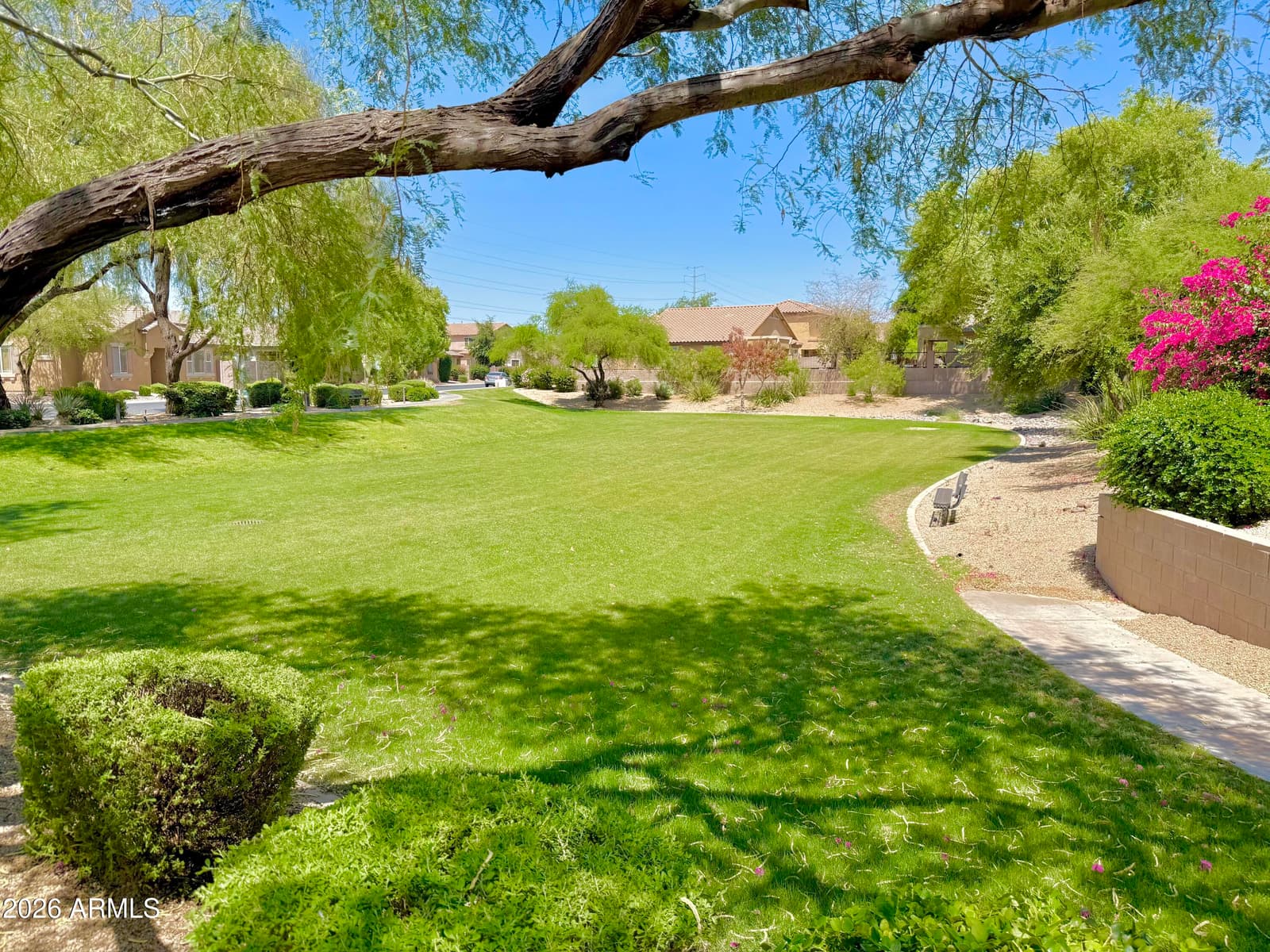 7229 S 39TH Way, Phoenix, AZ 85042 — photo 15 of 36