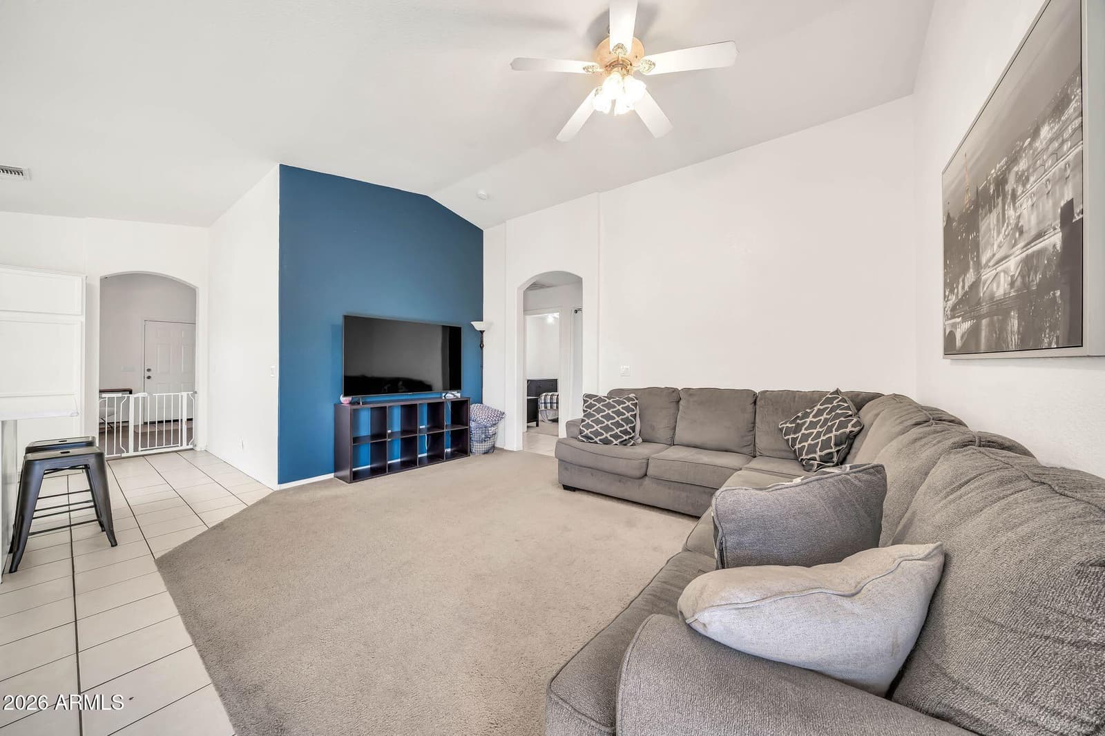 6226 W ILLINI Street, Phoenix, AZ 85043 — photo 5 of 18