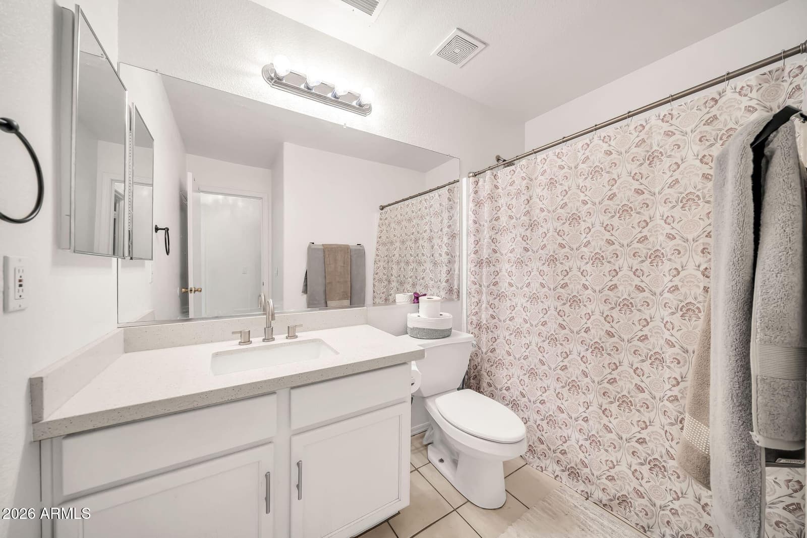6226 W ILLINI Street, Phoenix, AZ 85043 — photo 13 of 18