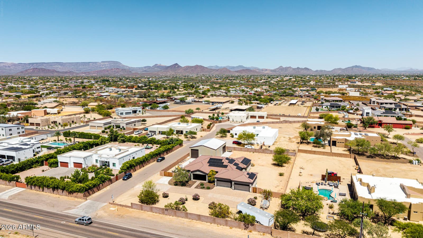 2639 W Lavitt Lane, Phoenix, AZ 85086 — photo 11 of 51