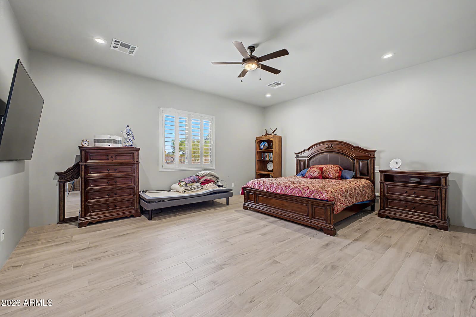 2639 W Lavitt Lane, Phoenix, AZ 85086 — photo 27 of 51