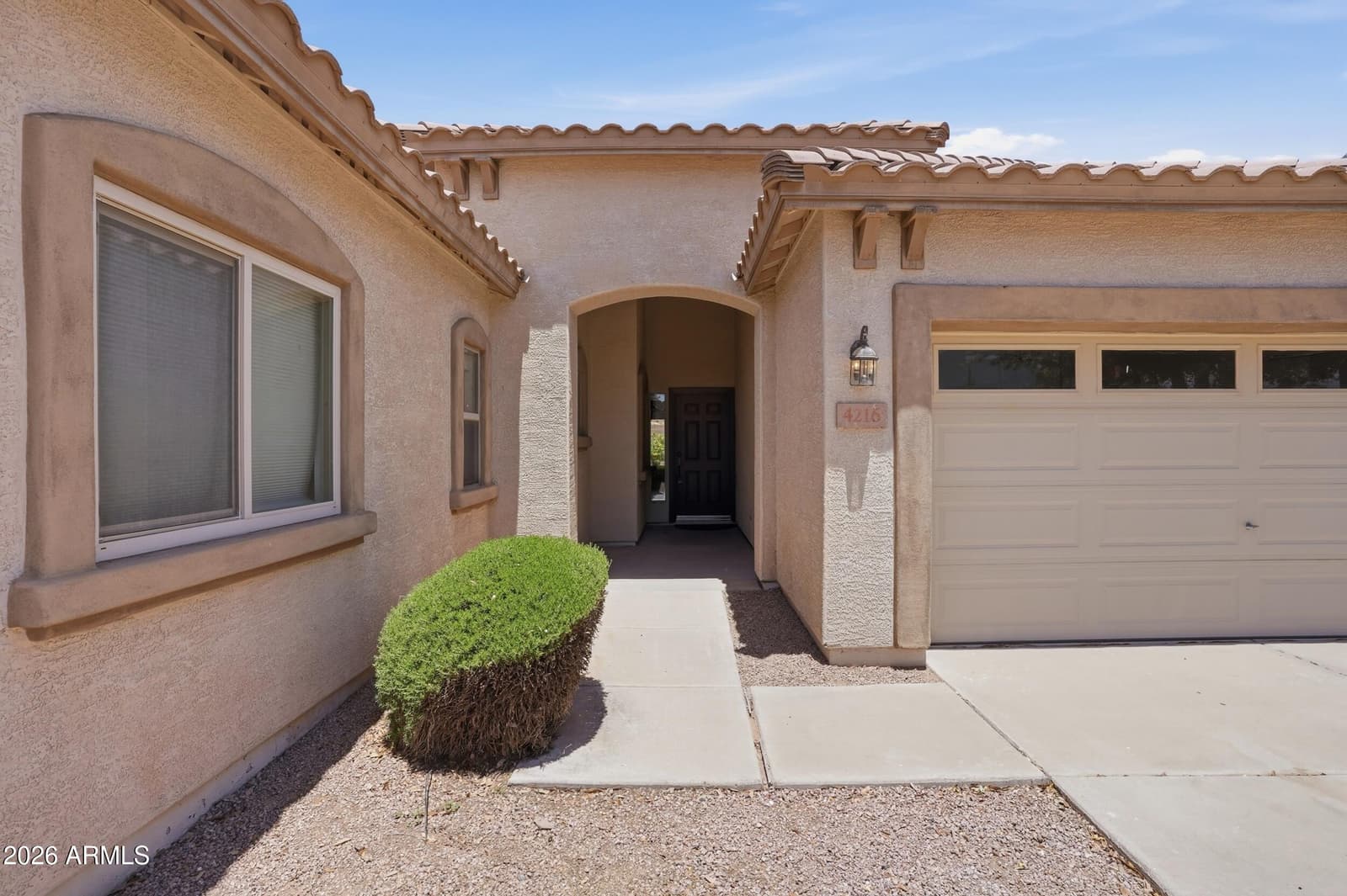 4216 E County Down Drive, Chandler, AZ 85249 — photo 4 of 42