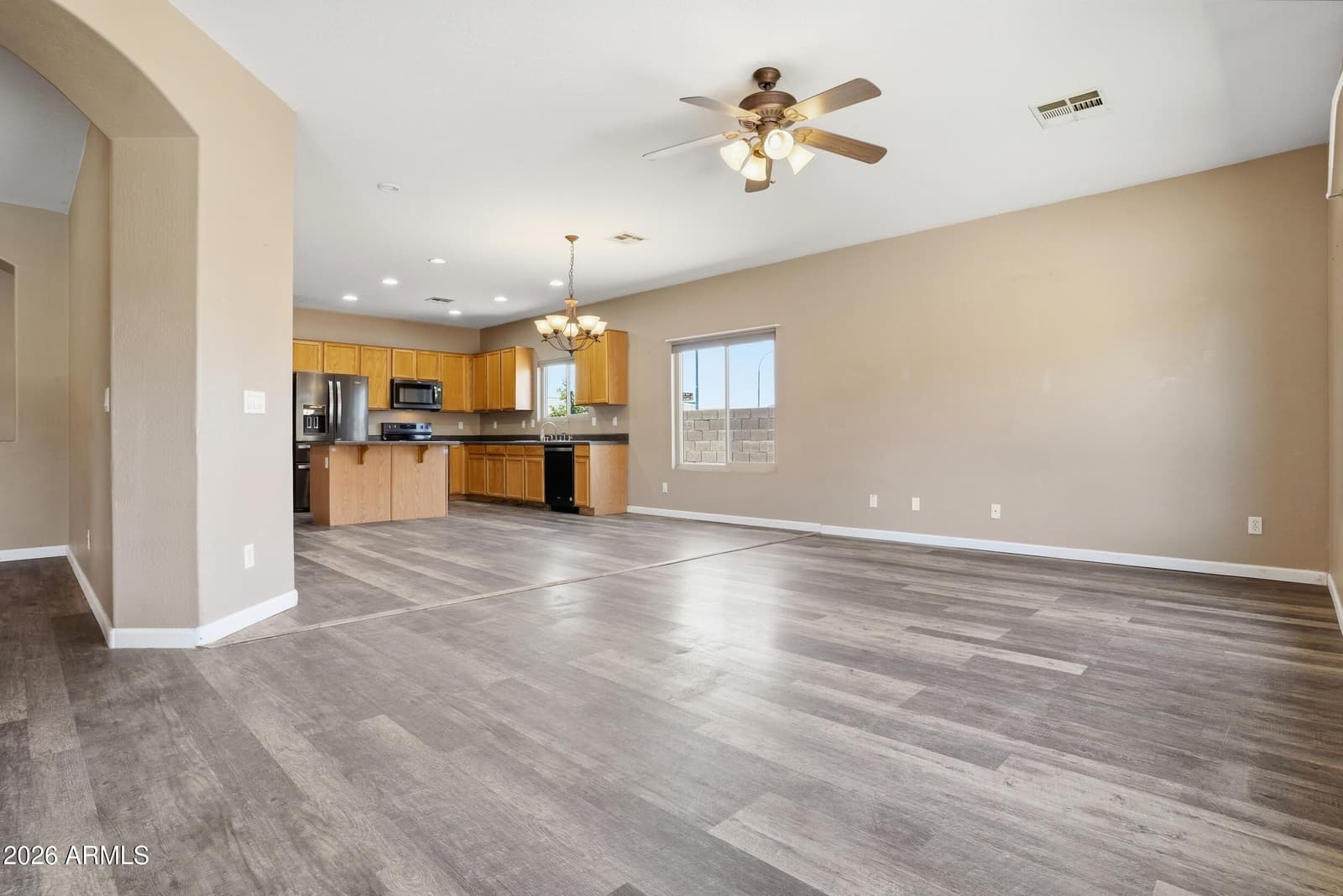 4216 E County Down Drive, Chandler, AZ 85249 — photo 10 of 42