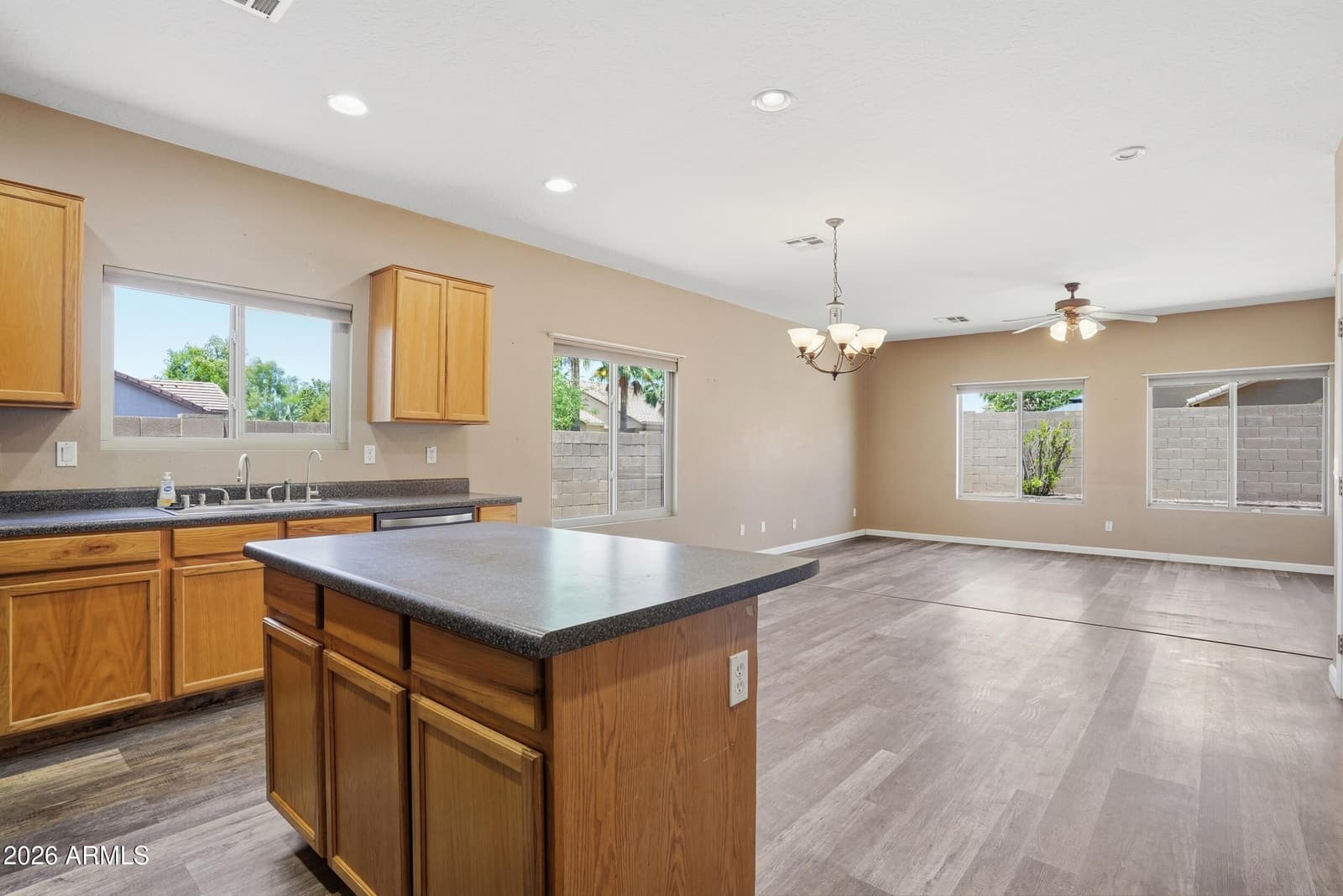 4216 E County Down Drive, Chandler, AZ 85249 — photo 13 of 42