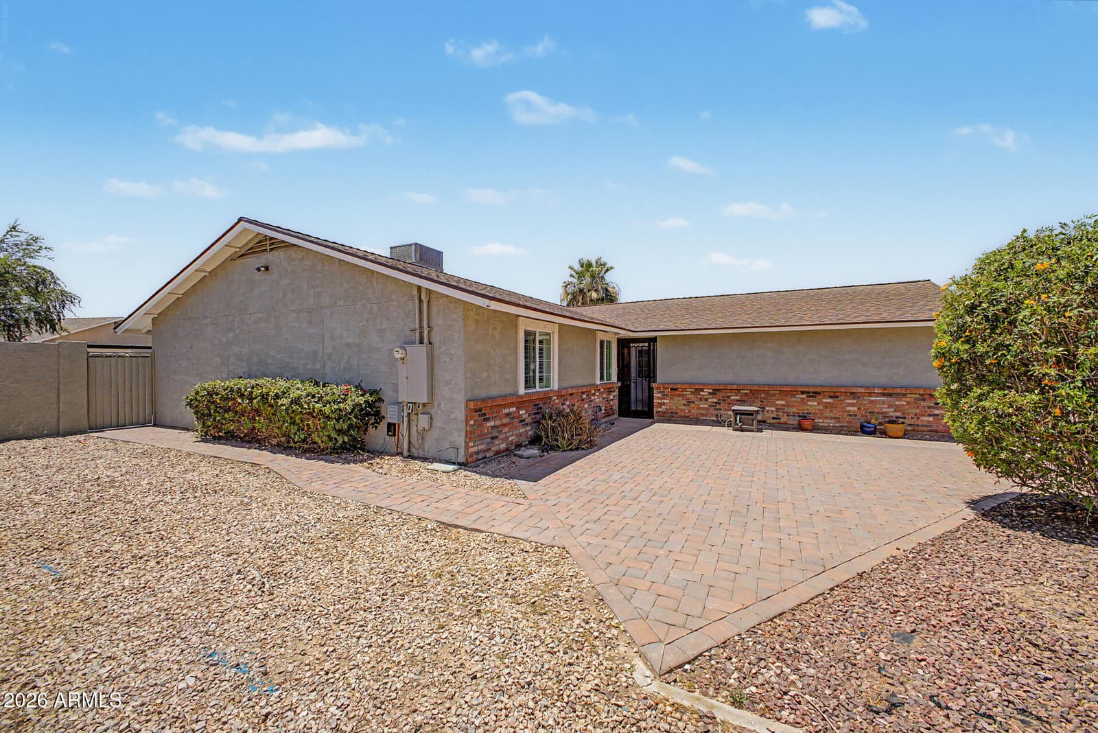 717 W DATIL Avenue, Apache Junction, AZ 85120 — photo 1 of 28