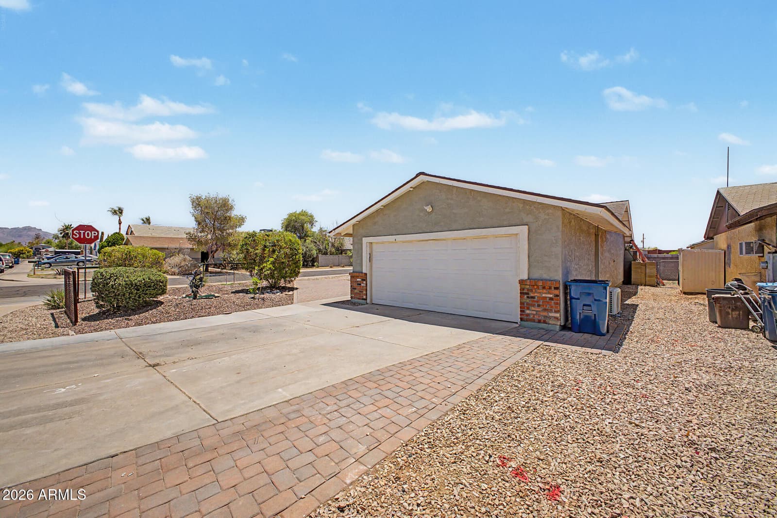 717 W DATIL Avenue, Apache Junction, AZ 85120 — photo 3 of 28