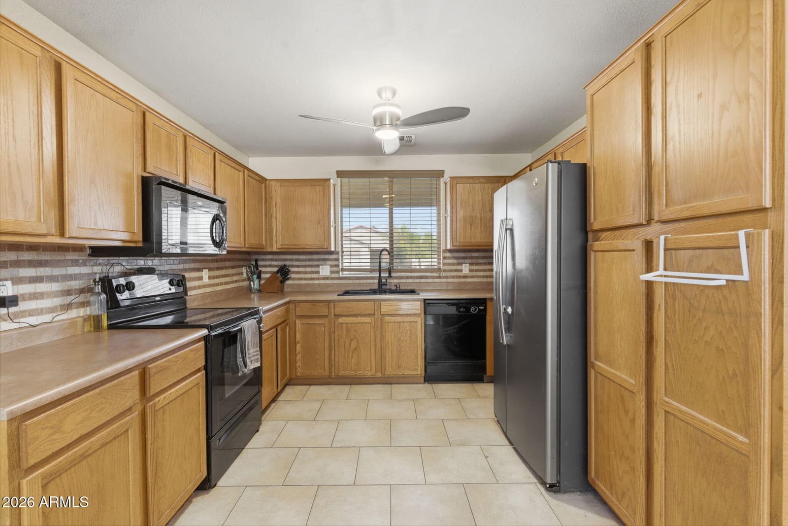 2406 S 83RD Drive, Tolleson, AZ 85353 — photo 10 of 27