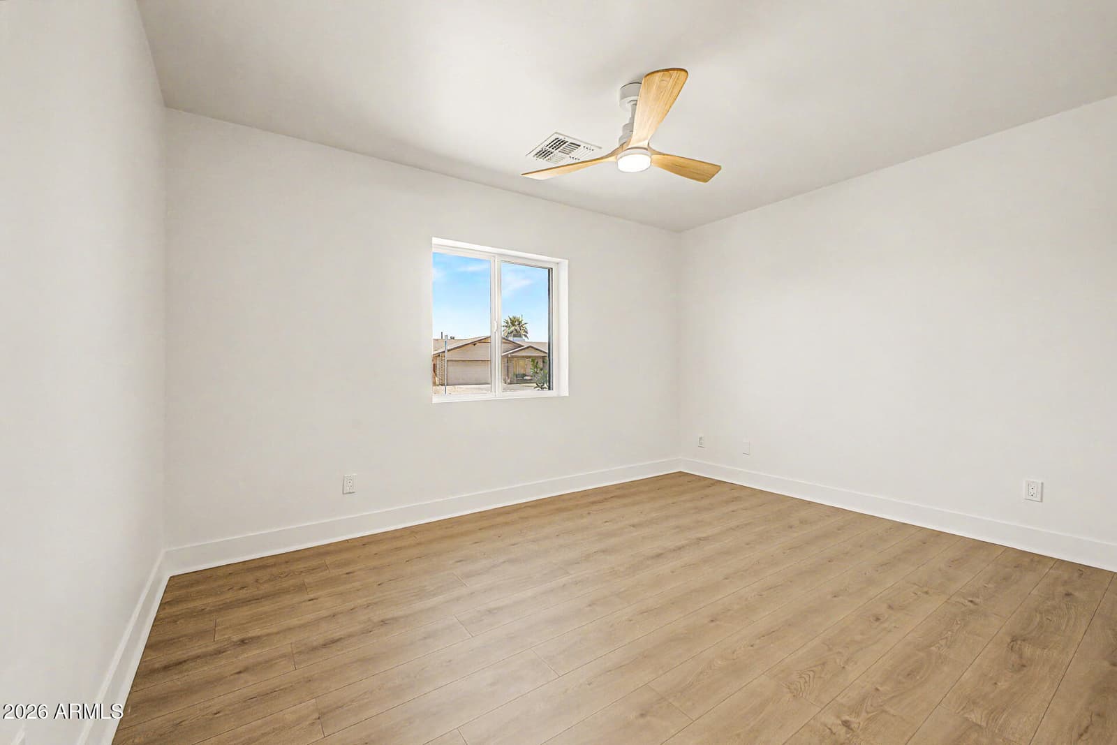 3127 E ALTADENA Avenue, Phoenix, AZ 85028 — photo 31 of 63