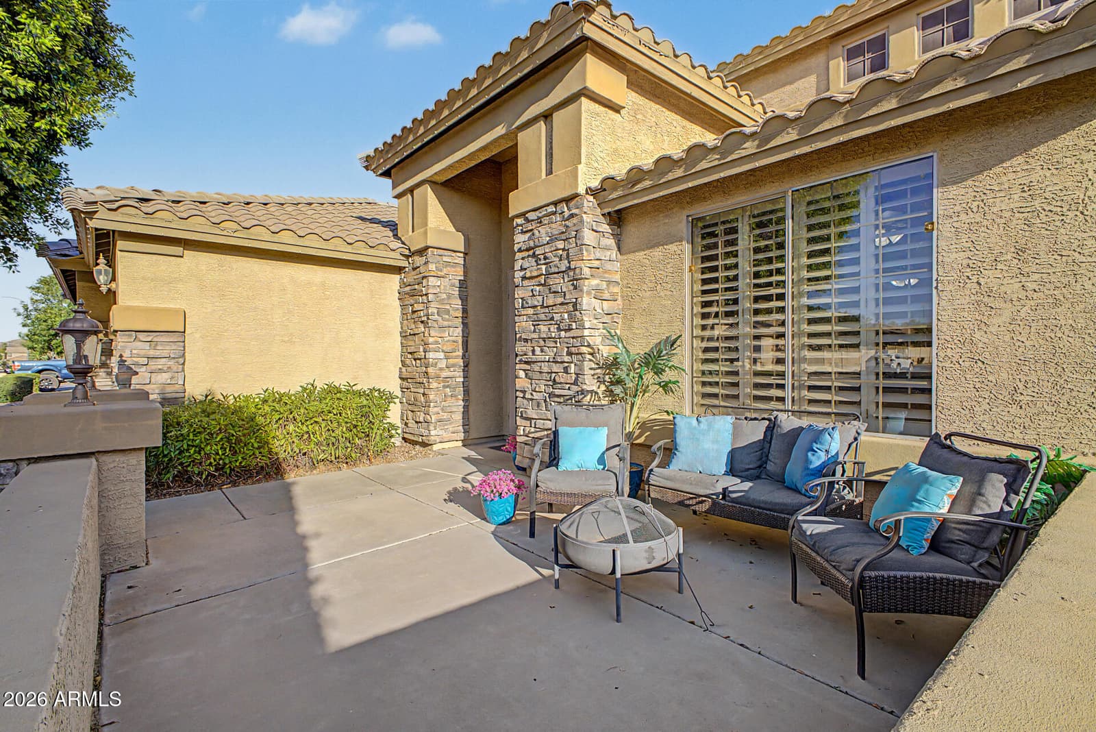 8039 W FOOTHILL Drive, Peoria, AZ 85383 — photo 8 of 56