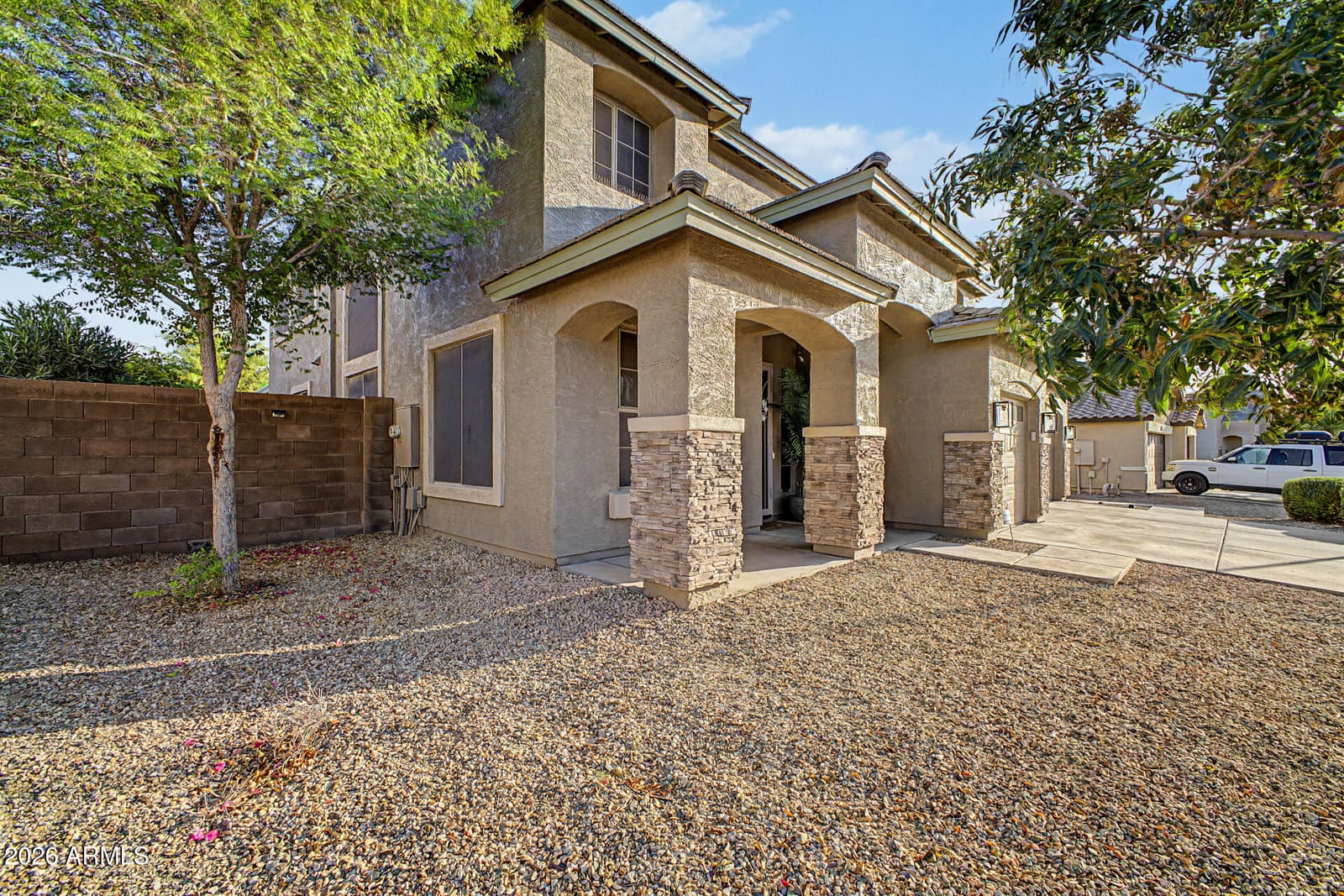 3213 W PLEASANT Lane, Phoenix, AZ 85041 — photo 4 of 65