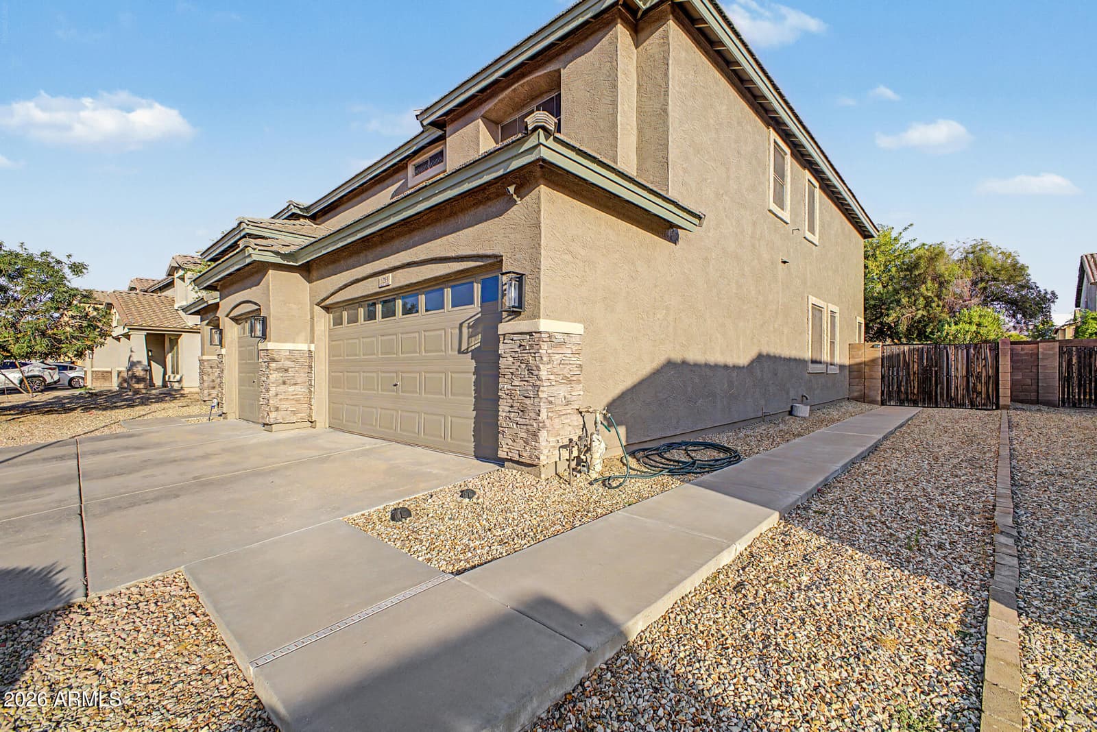 3213 W PLEASANT Lane, Phoenix, AZ 85041 — photo 6 of 65