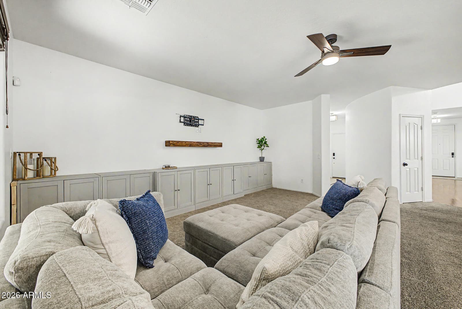 3213 W PLEASANT Lane, Phoenix, AZ 85041 — photo 14 of 65