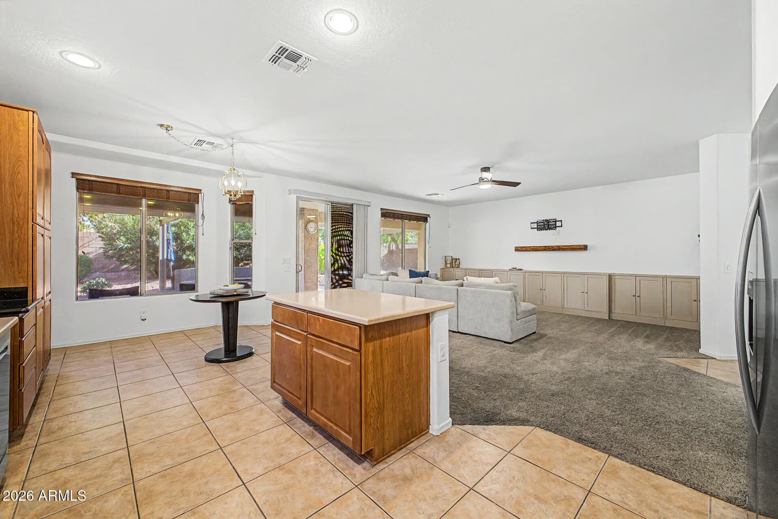 3213 W PLEASANT Lane, Phoenix, AZ 85041 — photo 21 of 65
