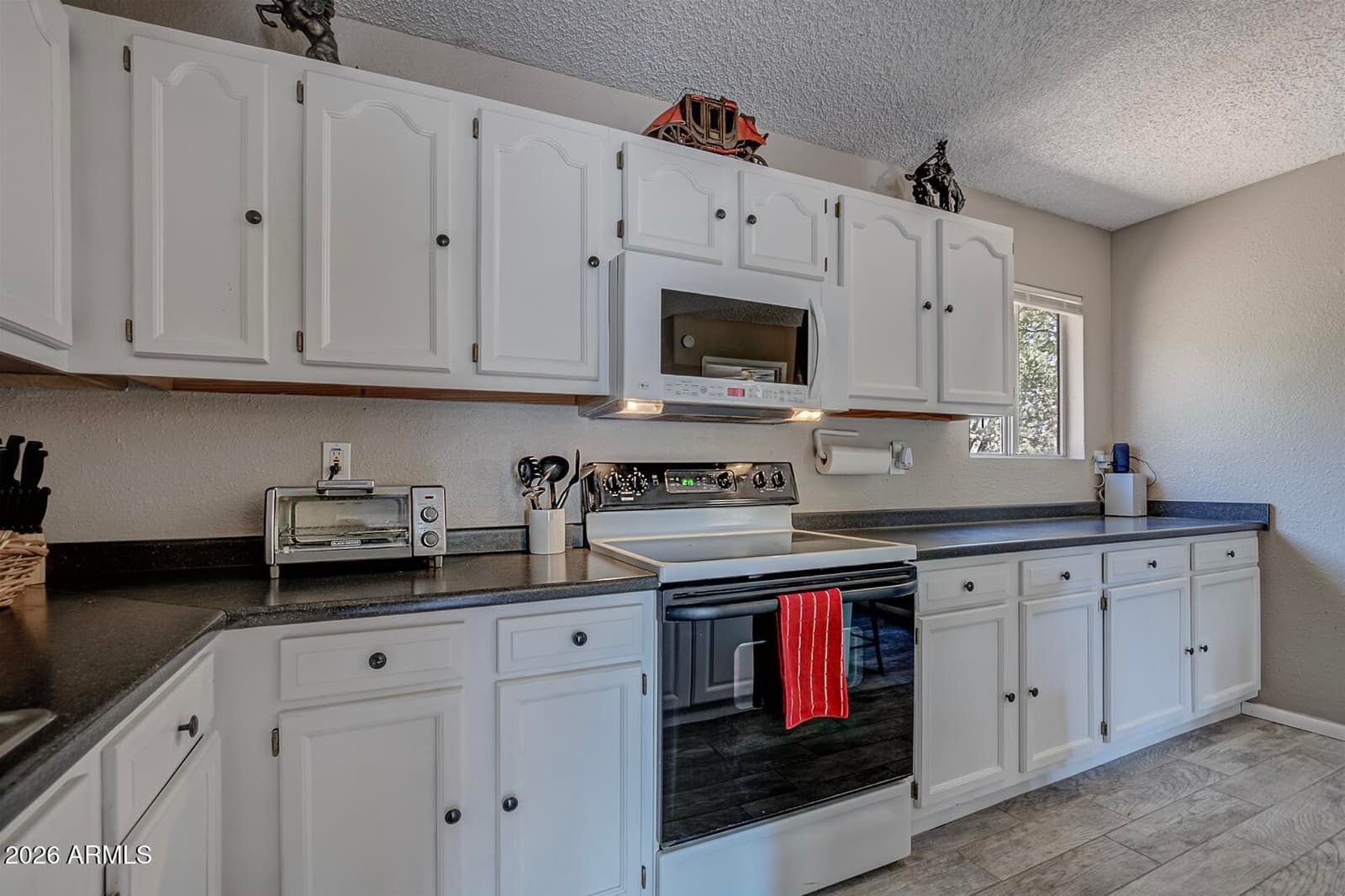 701 N WILLIAM TELL Circle, Payson, AZ 85541 — photo 15 of 34