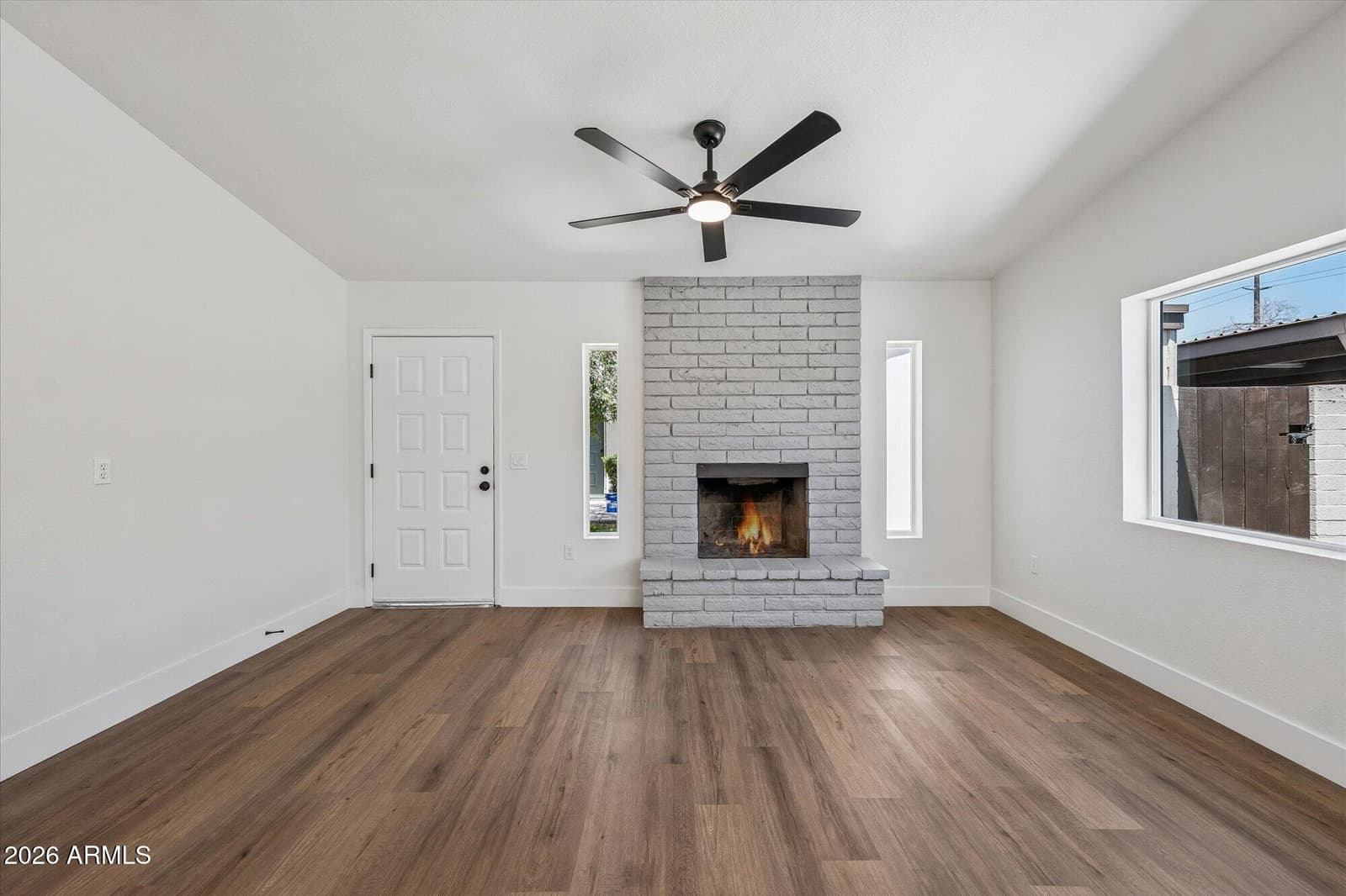 824 W MALIBU Drive, Tempe, AZ 85282 — photo 13 of 34