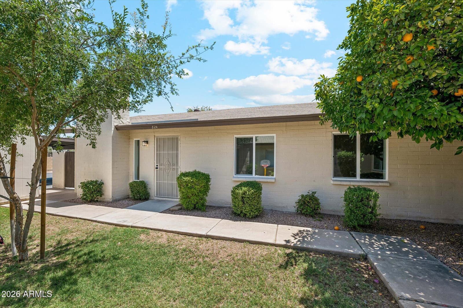 824 W MALIBU Drive, Tempe, AZ 85282 — photo 2 of 34