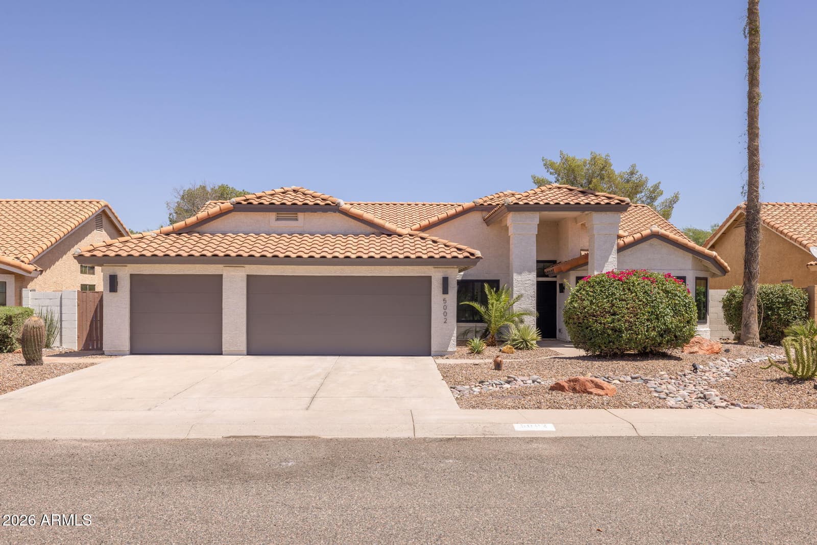 5002 E KAREN Drive, Scottsdale, AZ 85254 — photo 2 of 54