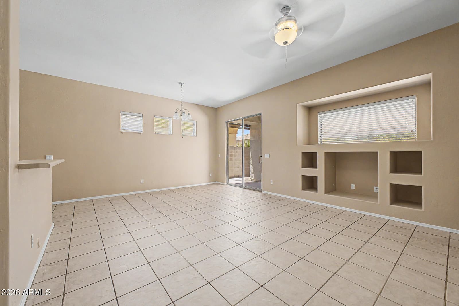 6368 W PONTIAC Drive, Glendale, AZ 85308 — photo 5 of 31