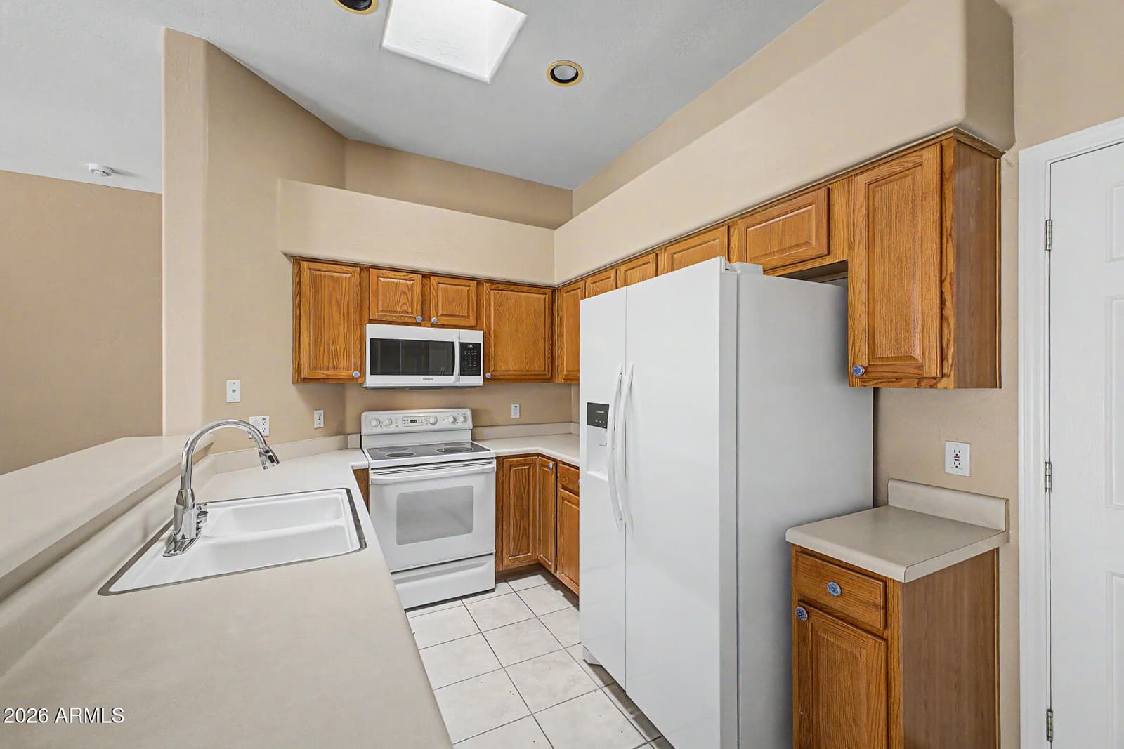 6368 W PONTIAC Drive, Glendale, AZ 85308 — photo 10 of 31
