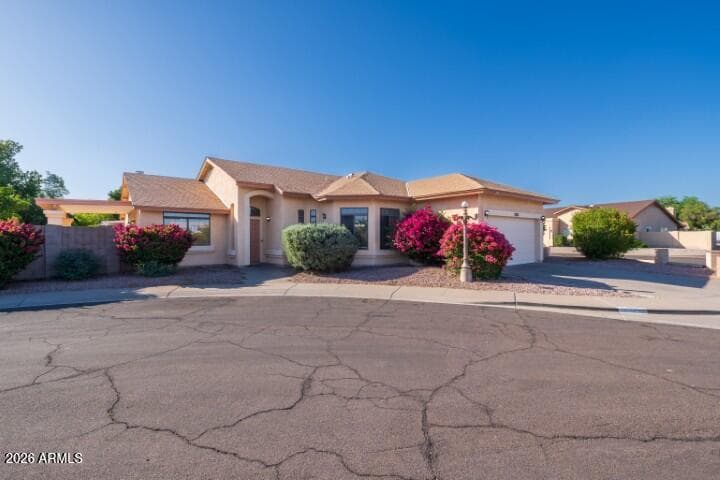 18816 N 3RD Avenue, Phoenix, AZ 85027 — photo 3 of 36