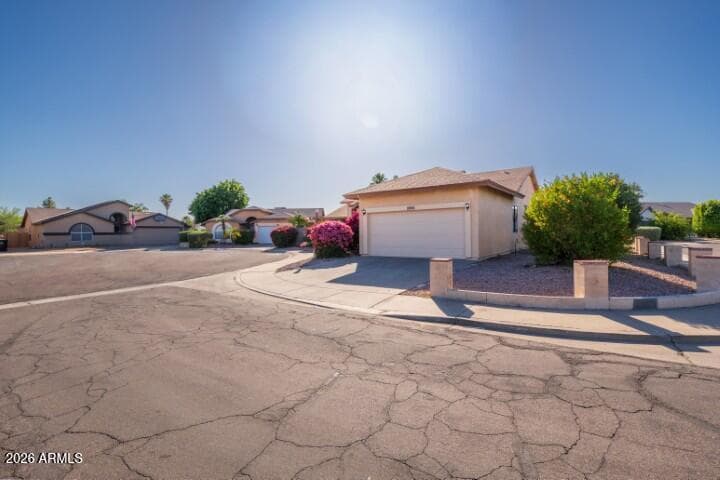 18816 N 3RD Avenue, Phoenix, AZ 85027 — photo 2 of 36
