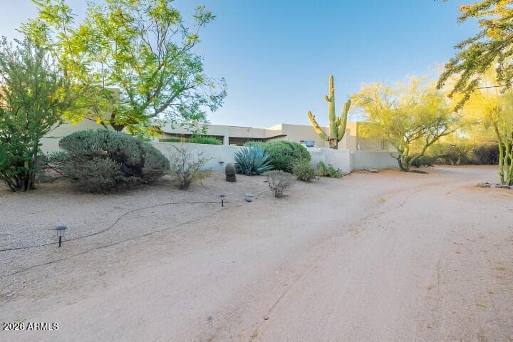 25249 N RANCH GATE Road, Scottsdale, AZ 85255 — photo 3 of 56
