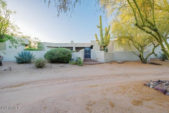 25249 N RANCH GATE Road, Scottsdale, AZ 85255 — photo 4 of 56