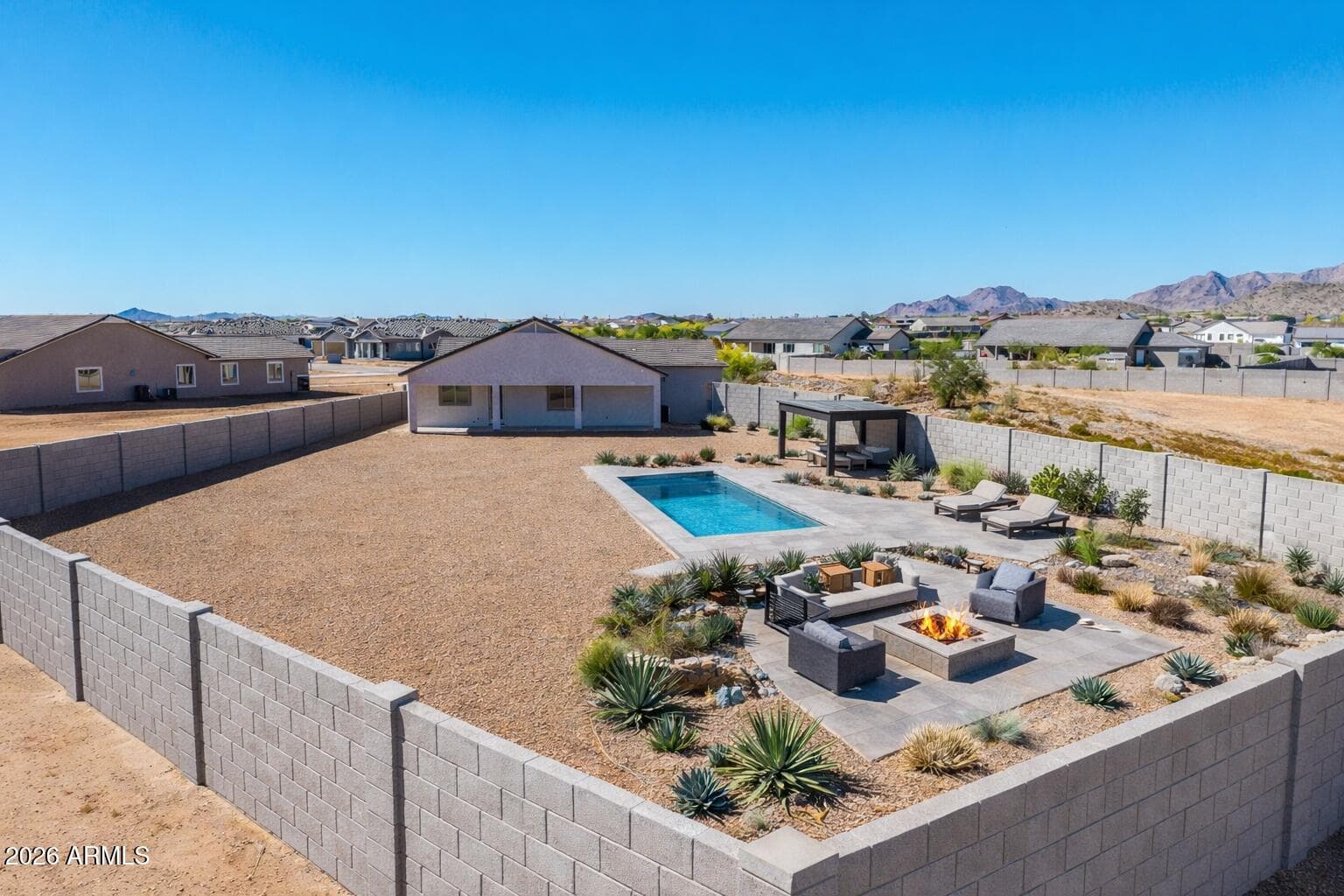 9087 W LIMESTONE MOUNTAIN Drive, Casa Grande, AZ 85194 — photo 16 of 21