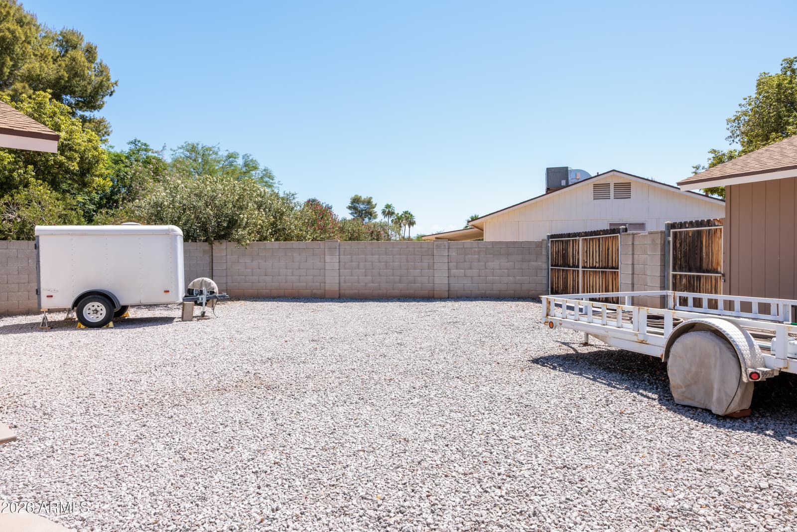 2526 E JOHN CABOT Road, Phoenix, AZ 85032 — photo 19 of 25