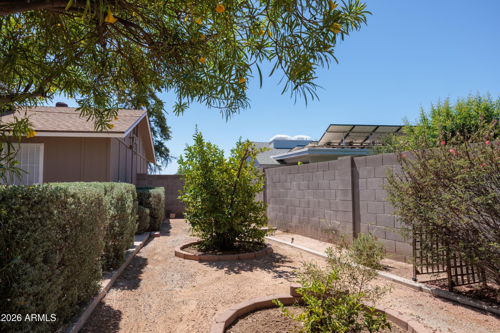 2526 E JOHN CABOT Road, Phoenix, AZ 85032 — photo 24 of 25