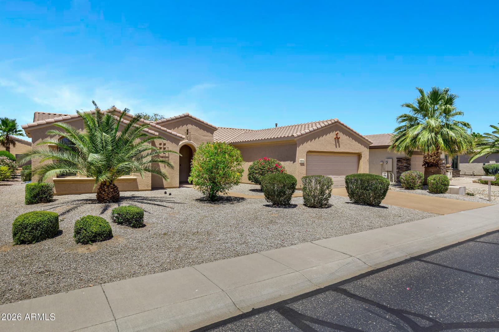 17810 W CANTO BONITO Lane, Surprise, AZ 85387 — photo 3 of 37