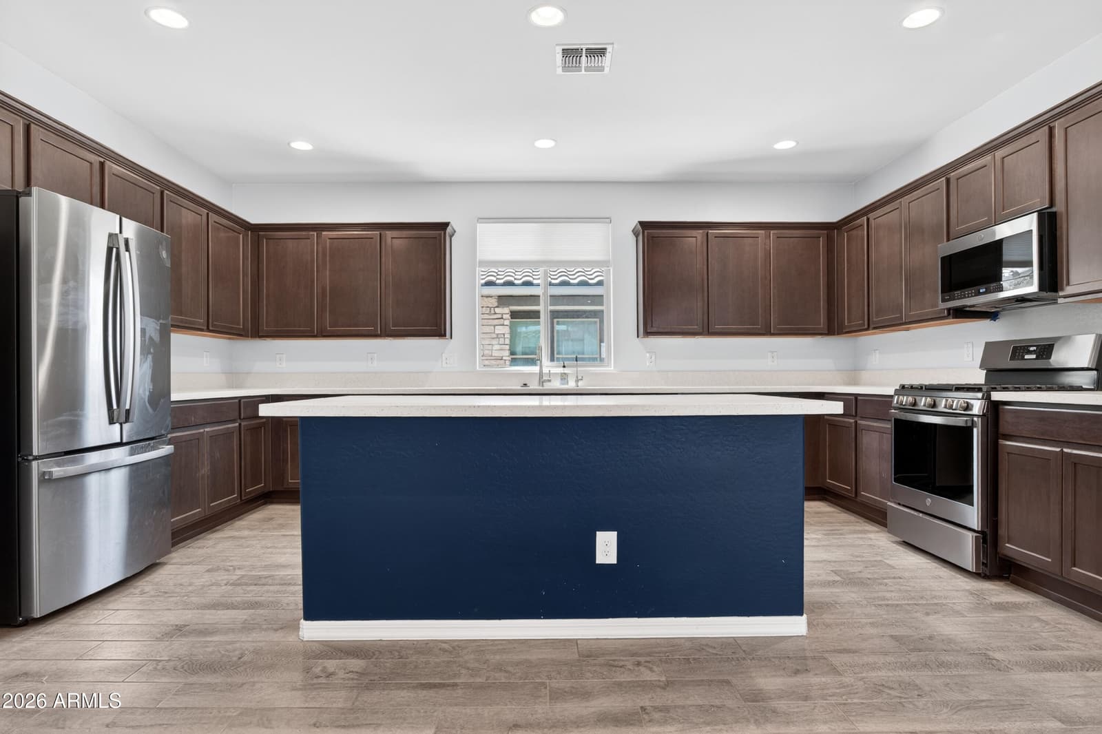25256 N 142ND Drive, Surprise, AZ 85387 — photo 6 of 41