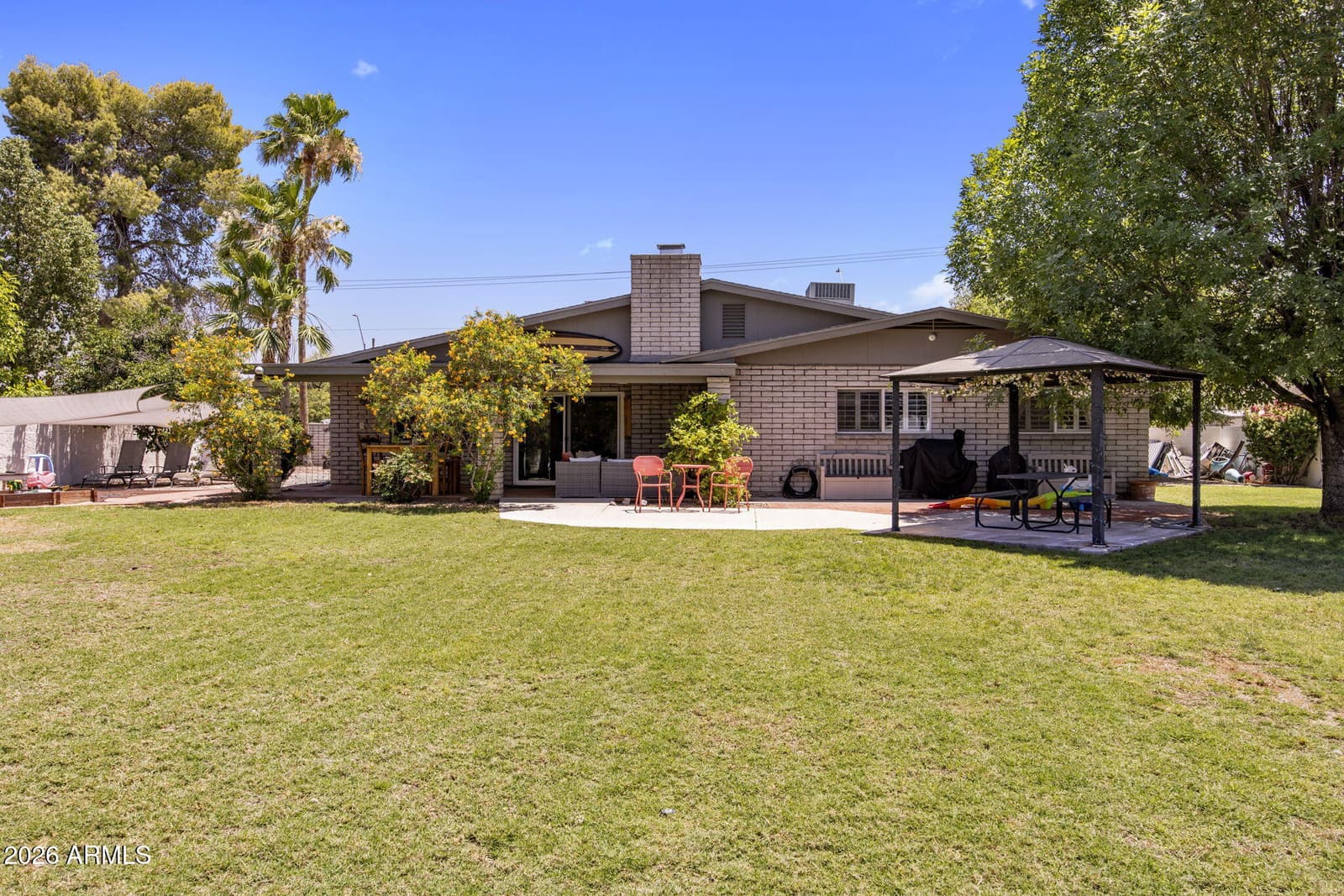 52 W THUNDERBIRD Road, Phoenix, AZ 85023 — photo 2 of 37