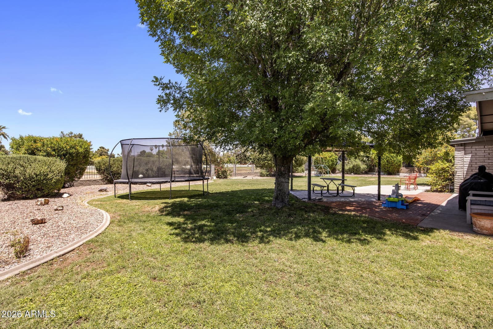 52 W THUNDERBIRD Road, Phoenix, AZ 85023 — photo 31 of 37