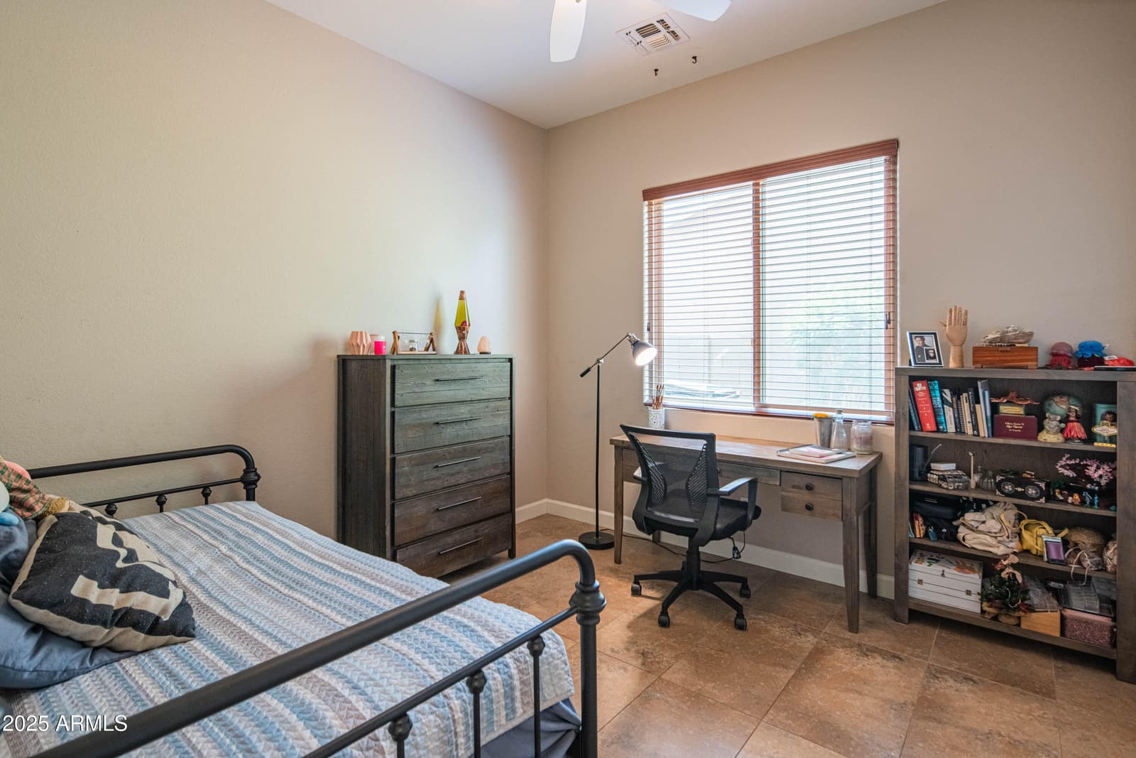 4374 E LARIAT Lane, Phoenix, AZ 85050 — photo 41 of 61
