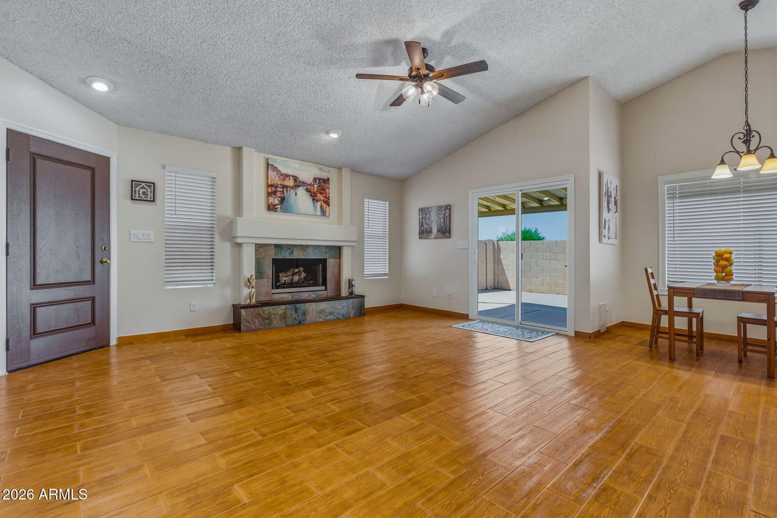 8058 W LAUREL Lane, Peoria, AZ 85345 — photo 3 of 26