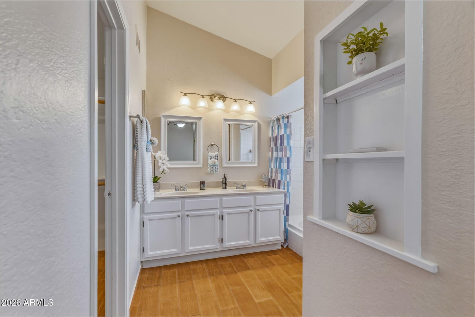 8058 W LAUREL Lane, Peoria, AZ 85345 — photo 16 of 26
