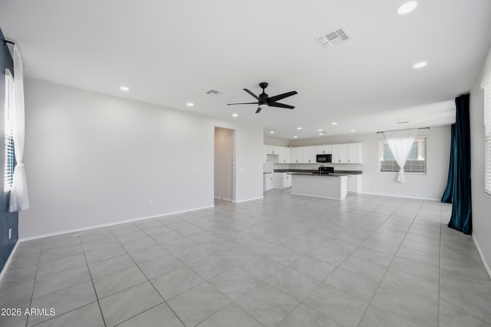 7545 E OLLA Avenue, Mesa, AZ 85212 — photo 8 of 40