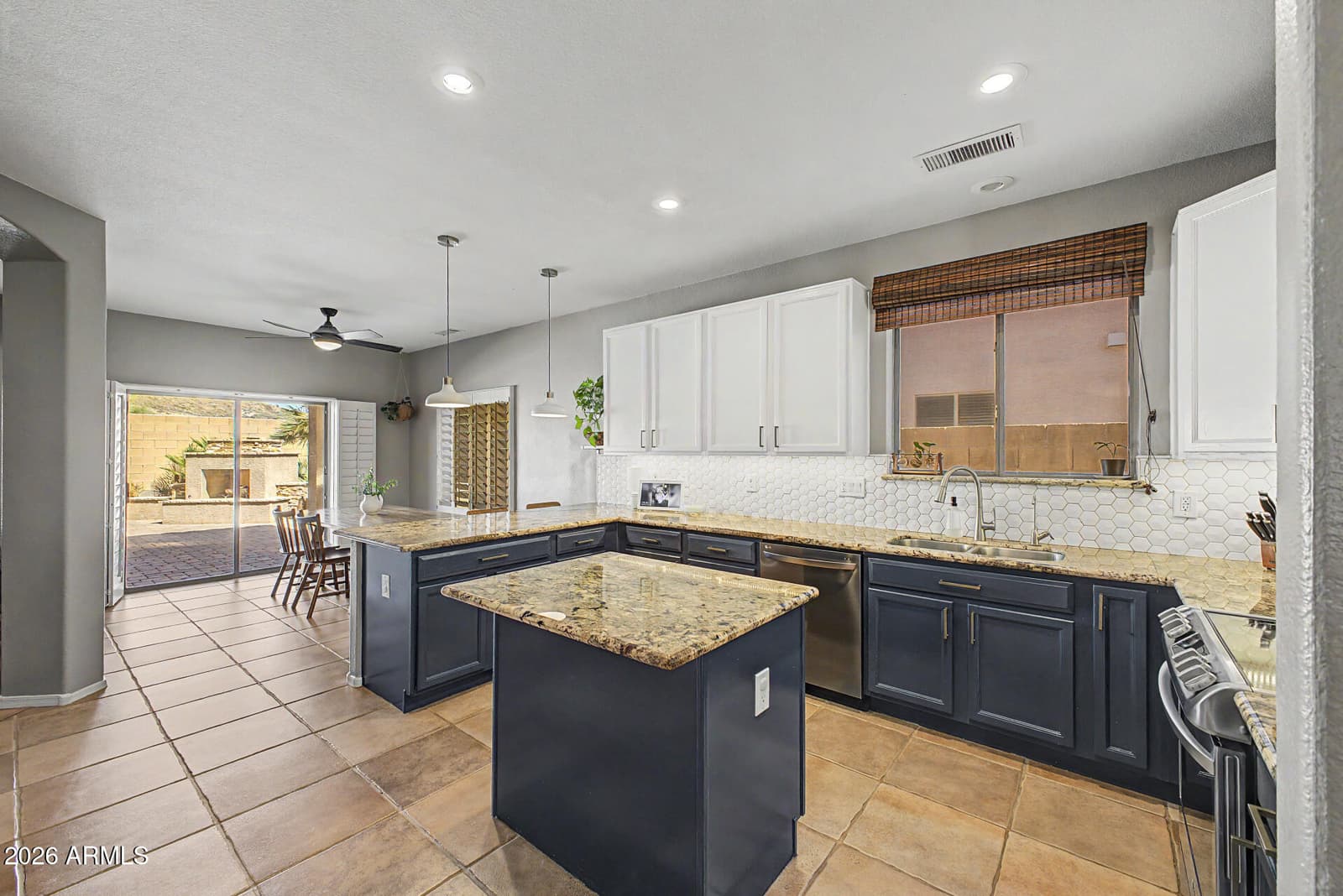 25925 N 67TH Drive, Peoria, AZ 85383 — photo 17 of 42