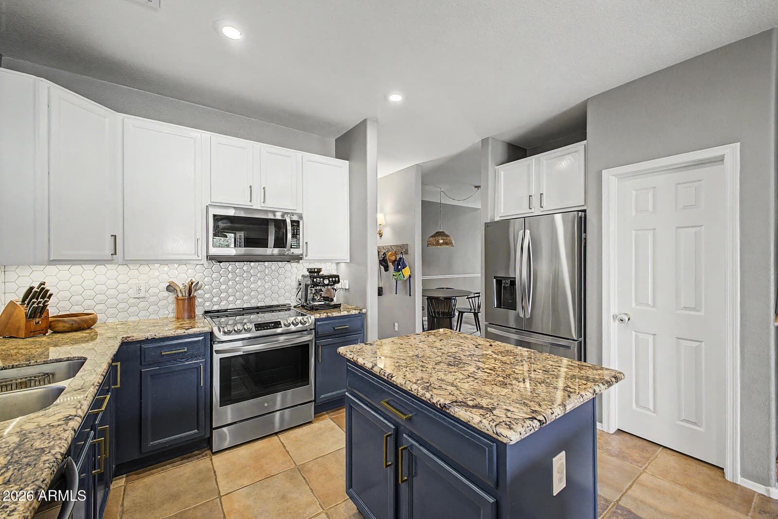 25925 N 67TH Drive, Peoria, AZ 85383 — photo 18 of 42